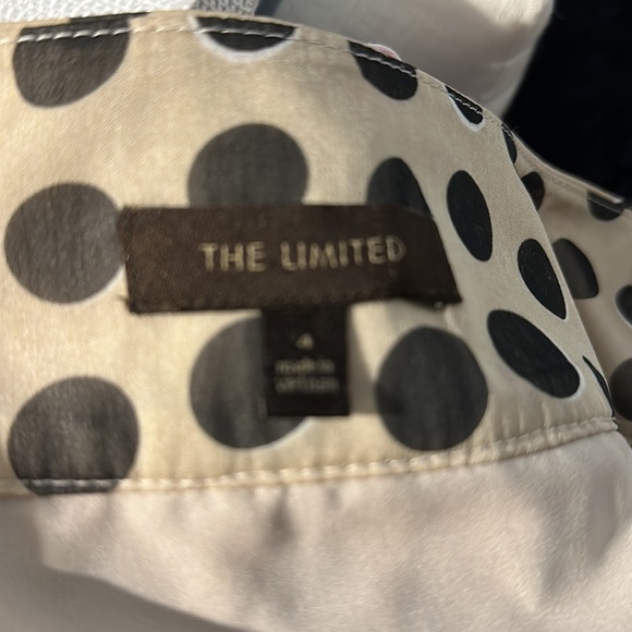 Limited skirt size 4 - Picture 4 of 4